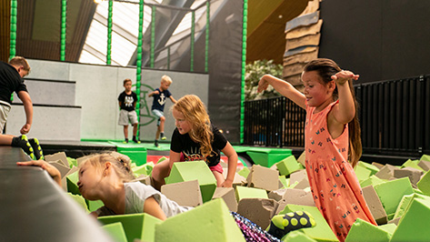 Geburtstagsfeier 8 Alma Park Geburtstagsfeier Kindergeburtstag Trampolinpark