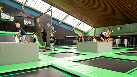 Geburtstagsfeier 10 Alma Park Geburtstagsfeier Kindergeburtstag Trampolinpark