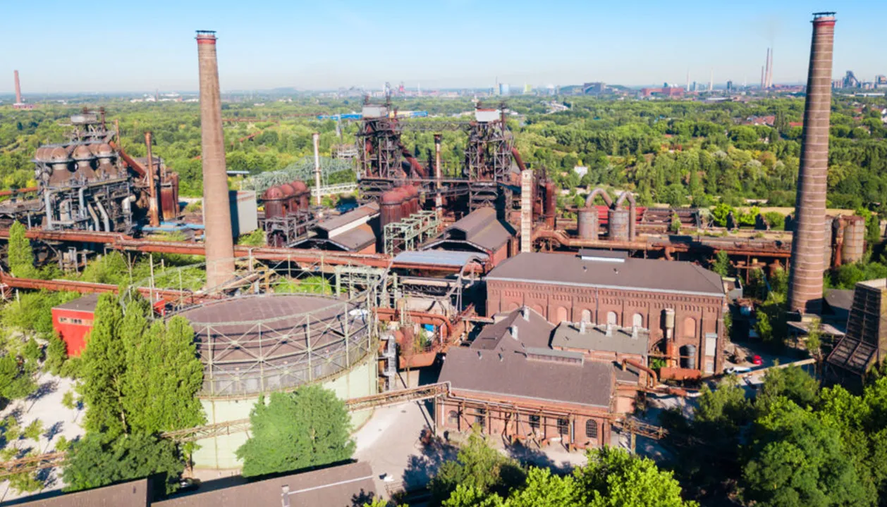 Sir Peter Morgan: Outdoor Tour 3 alma-park-spm-outdoor-touren-landschaftspark