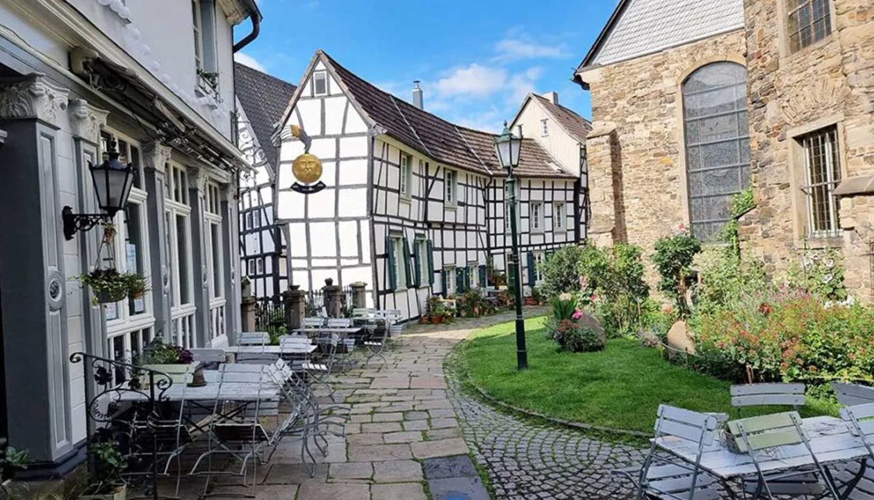 Sir Peter Morgan: Outdoor Tour 1 alma-park-spm-outdoor-touren-stadtrallye-hattingen