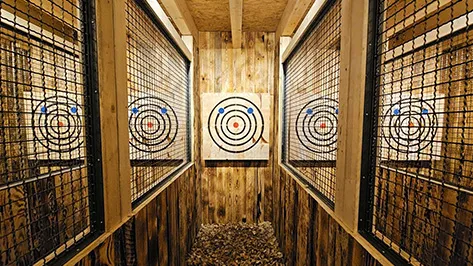 Axe throwing at Alma Park 1